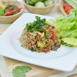 ข้าวคลุกผัดกระเพรา