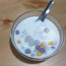 บัวลอยไข่หวาน Three SISTA