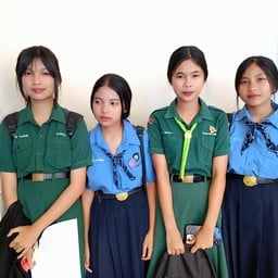 ผัดไทยหอยทอดและตามสั่ง