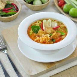 ก๋วยเตี๋ยวต้มยำน้ำข้น ทรงเครื่อง