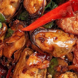 กะเพราหอยแมลงภู่+ไข่ดาว