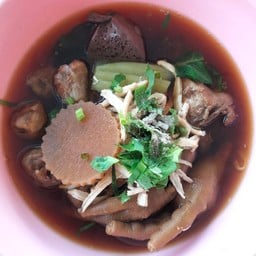 ร้านศรีมงคลก๋วยเตี๋ยวไก่มะระ(ถนน.ศาลาธรรมสพน์)