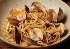 สปาเก็ตตี้ผัดหอยตลับ