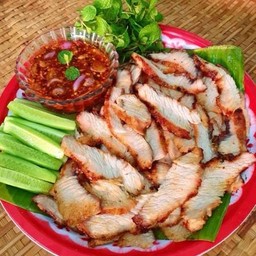 คอหมูย่าง จิ้มแจ่ว (คอหมูแท้ๆ)