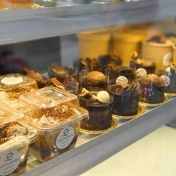 อร่อยแหละCafe เค้ก&กาแฟสด