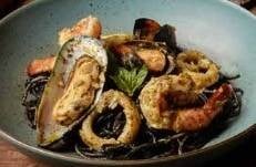 สปาเก็ตตี้ซีฟู้ดหมึกดำ