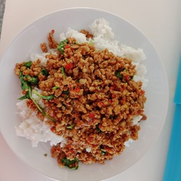 กะเพราหมูสับ