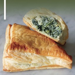 Spanish Cream Sauce Puff