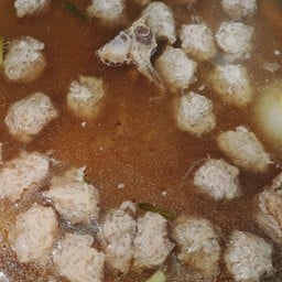 หมูสับปั้นวุ้นเส้นล้วนๆต้มน้ำซุปจากกระดูกหมูแท้