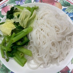 ตำเลยเส้นสด น้องมีนา