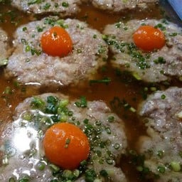 หมูสับไข่แดงเค็ม