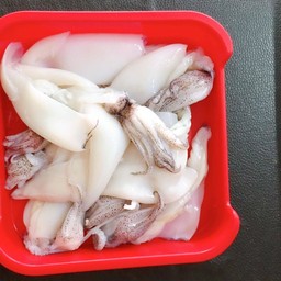 ปลาหมึกสด