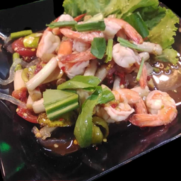 ตำไหลบัวกุ้งสด