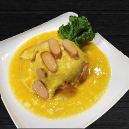 ข้าวไข่ข้นไส้กรอก