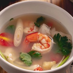 ข้าวไข่เจียว+ต้มยำน้ำใส