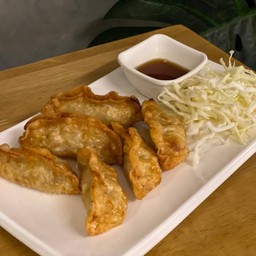 เกี๊ยวซ่าทอด