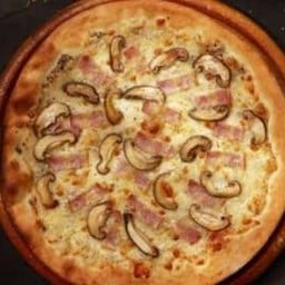 พิซซ่าคาโบนาร่าทรัฟเฟิล