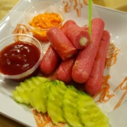 ไส้กรอกไก่นม ชีสทะลัก