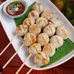 ลูกชิ้นปิ้ง