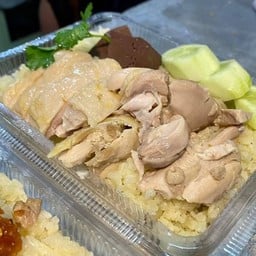 ข้าวมันไก่ต้มซีอิ๊ว