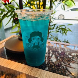 Blue lamonade soda (16oz.)
