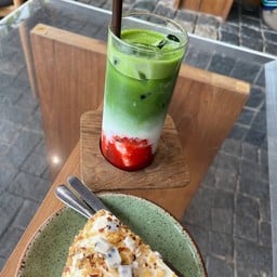 MATCHA STRAWBERRY