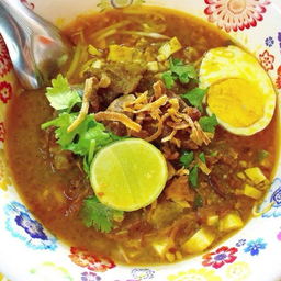 ข้าวซอยเนื้อ