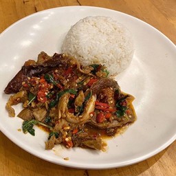 ข้าวกะเพรา ไก่ย่าง