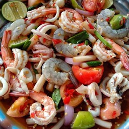 ไลบัว กุ้งหมึก