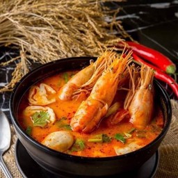 ข้าวไข่เจียว+ต้มยำกุ้งแม่น้ำ