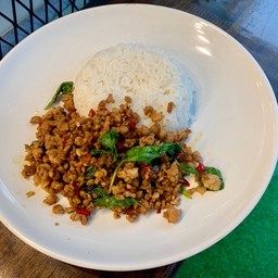 ข้าวกะเพราหมูสับ