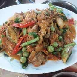 ผัดพริกแกงหมูป่า