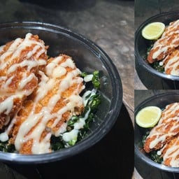 ไก่ราดซอส