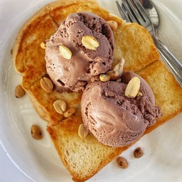 ขนมปังไอศกรีม