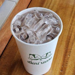 นมสดไมโลเย็น