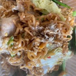 โปรเด็ด มาม่าผัดไข่ใส่ผักด้วย อาย่อยยยยๆจ้า