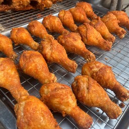 น่อง (รบกวนเช็คของก่อนออกจากร้านด้วยนะคะ)