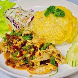 ข้าวกระเพราหมูชิ้น