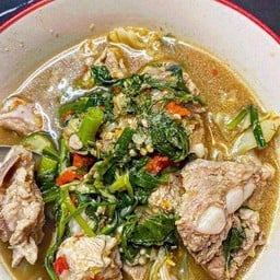 เเกงอ่อมซี่โครงหมูอ่อน