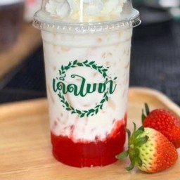 นมสดสตอเบอรี่