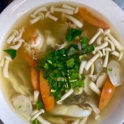 ต้มยำรวมมิตรทะเล