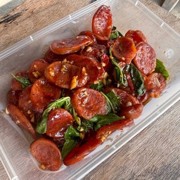 กะเพรากุนเชียง (กับข้าว)