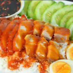 ข้าวหมูแดง+หมูกรอบ