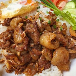 [อร่อยซ่ากับโค้ก] ข้าวหมูกระเทียม +  โค้ก ออริจินัล (กระป๋อง)