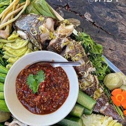 ปลาช่อนนึ่งจิ้มแจ่ว