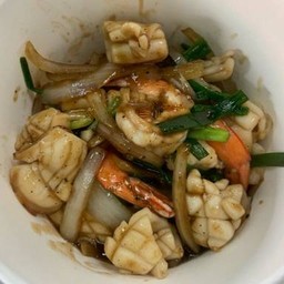 ผัดน้ำมันหอย (เป็นกับข้าว)(เลือกเนื้อสัตว์ได้)