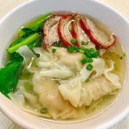 เกี๊ยวต้มยำ