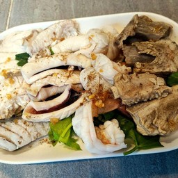 ลวกจิ้ม 4 เกลอ ปลา,กุ้ง,ปลาหมึก,ซี่โครงตุ๋น
