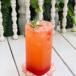 Strawberry  & Grape  Fruit  Soda