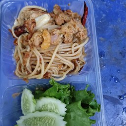 สปาเกตตี้พริกแห้งไส้อั่ว